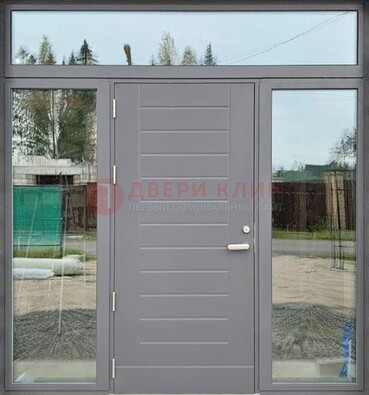 Серая стальная дверь с панелью МДФ и стеклянными фрамугами ДФГ-28 в Одинцово