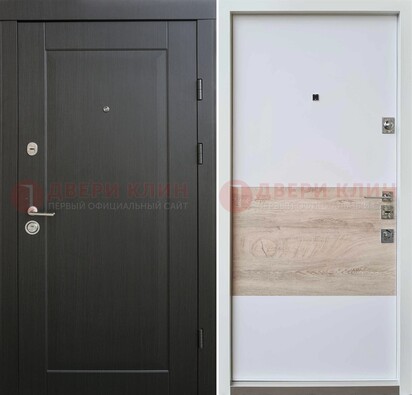 Черная металлическая дверь с белой МДФ внутри ДМ-230 в Одинцово