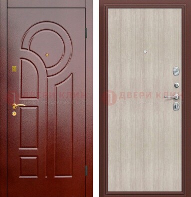 Красная металлическая дверь с МДФ панелями ДМ-368 в Одинцово