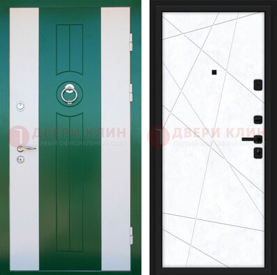 Зеленая железная дверь с панелями МДФ ДМ-369 в Оренбурге