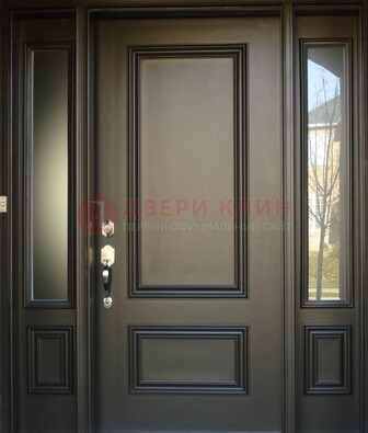 Парадная дверь с отделкой массив ДПР-65 в загородный дом в Одинцово