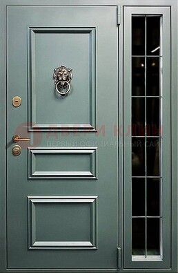 Зелёная металлическая дверь со стеклом ДС-65 в Одинцово