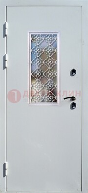 Серая металлическая дверь со стеклом и ковкой ДС-75 в Одинцово