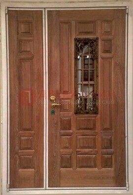 Стальная дверь со стеклом и ковкой ДСК-68 в общественное здание в Одинцово