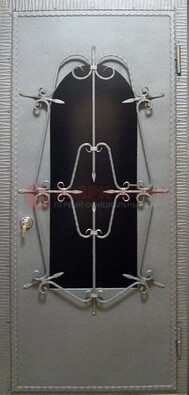 Железная дверь со стеклом и ковкой ДСК-74 для каркасного дома в Одинцово