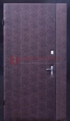 Бордовая металлическая тамбурная дверь ДТМ-3 в Одинцово